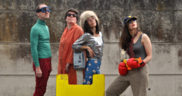 Cie La mort est dans la boîte - "Avec Hélène"